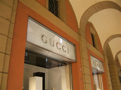 foto di gucci bologna